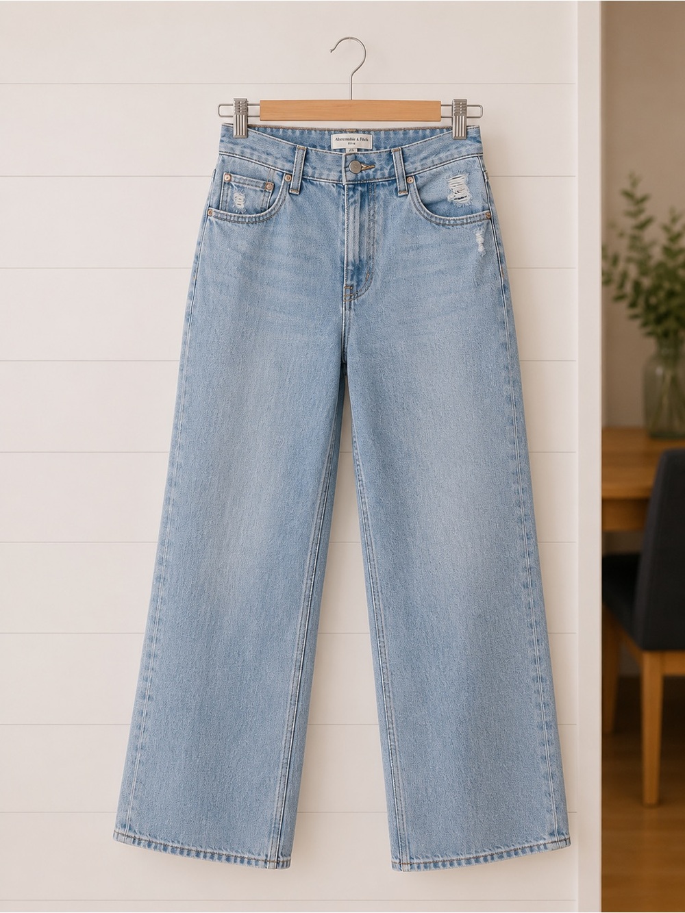 Abercrombie & Fitch Light Wash Straight Leg Jeans